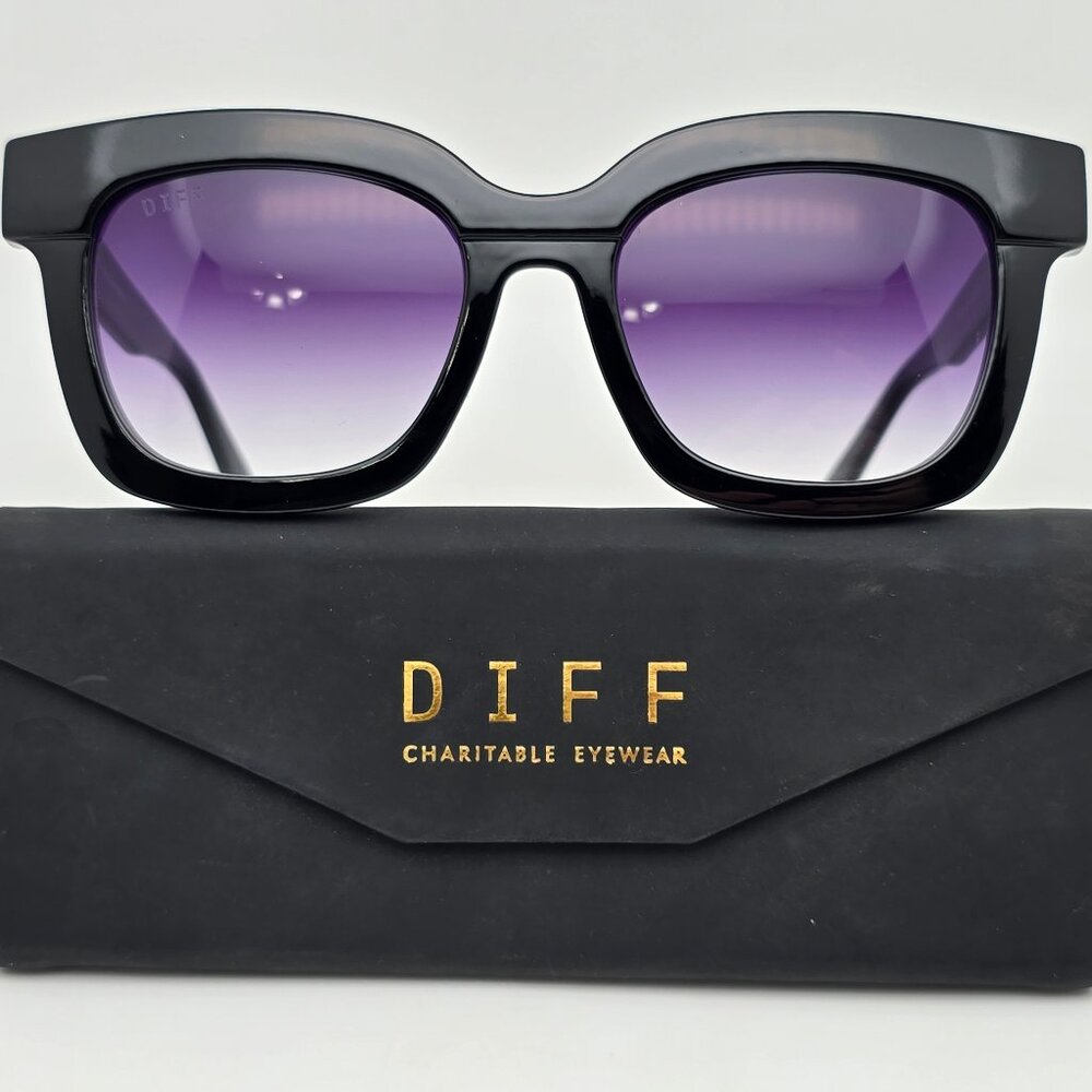 Diff Eyewear Makay Black Frame Grey Gradient Lens… - image 1